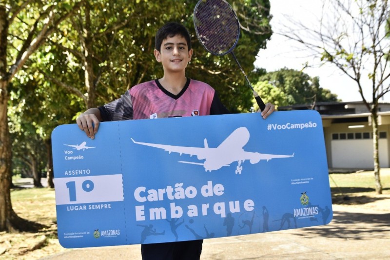 Atleta amazonense recebe passagens para Campeonato Brasileiro de Badminton