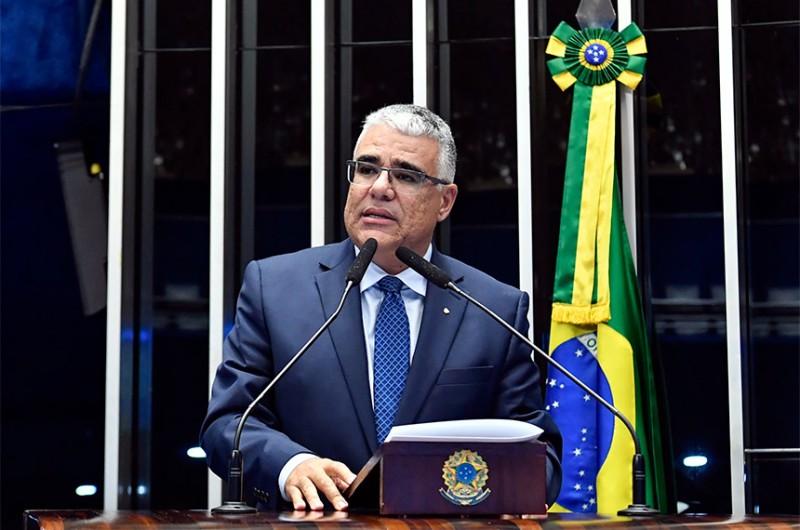 Girão critica decisão de Barroso por queixa-crime contra Magno Malta