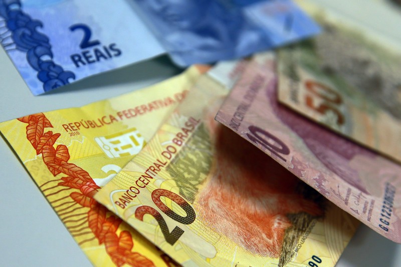 Governo paga hoje Auxílio Brasil a beneficiários com NIS final 6