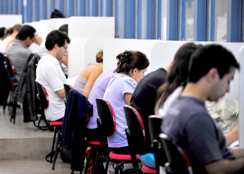 Cursinhos populares da USP estão com inscrições abertas
