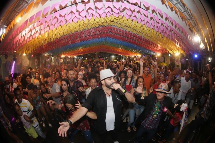 Último dia do São João do Pelourinho teve festa nos largos e espaço exclusivo para o samba junino