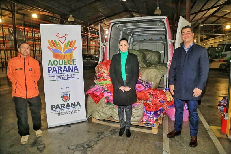 Campanha Aquece Paraná chega ao fim com mais de 40 mil peças de roupa arrecadadas