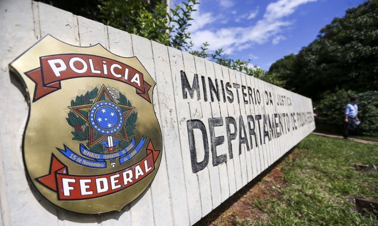 Comissão convida ministro e PF para falar sobre investigações no MEC