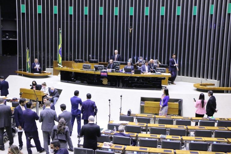 Aprovada urgência para adesão do Brasil ao Registro Internacional de Desenhos Industriais