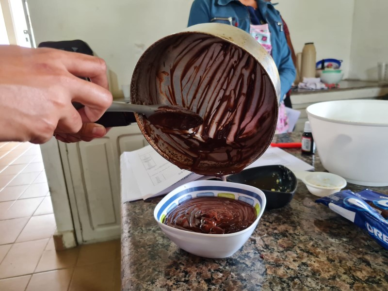 Parceria entre Governo do Espírito Santo e Prefeitura de João Neiva oferece curso de docinhos de festa