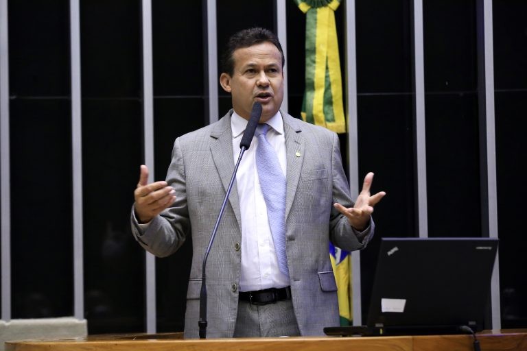 Comissão aprova proposta que limita em até cinco anos a permanência na chefia das agências