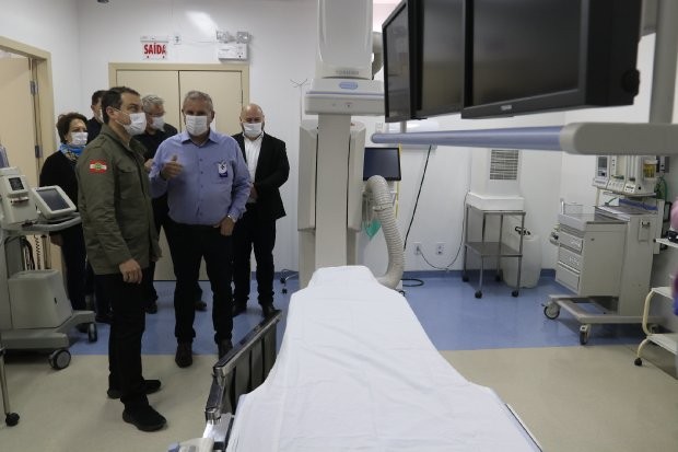 Governador visita Hospital São Vicente de Paulo em Mafra, que vai receber R$ 40,6 milhões para ampliação