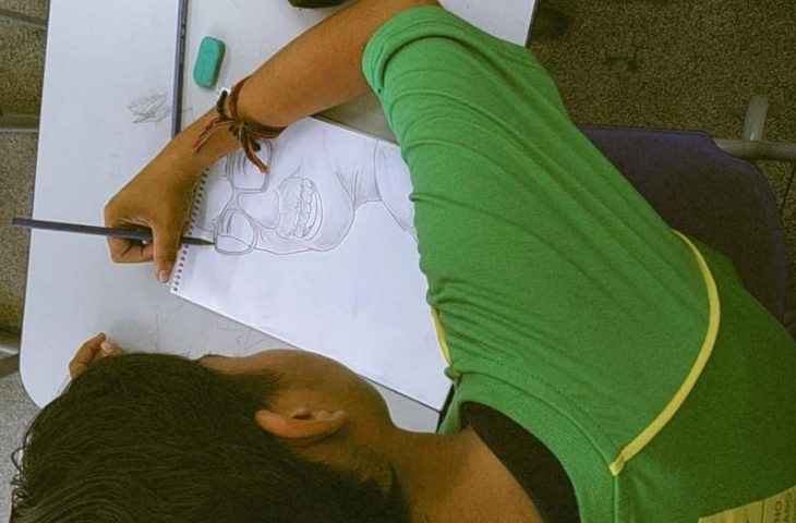 Rede social é utilizada para estudar “Clube do Manoel” na EE Arlindo de Sampaio Jorge