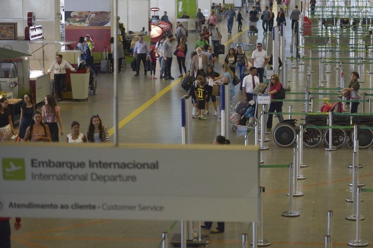 Comissão discute regulamento no transporte aéreo para pessoas com deficiência
