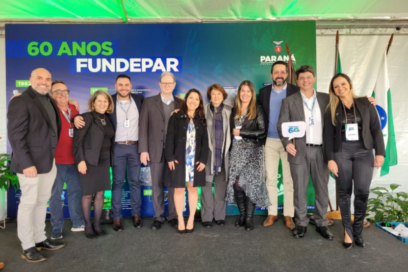 Escolas, alimentação e transporte de alunos são destaques nos 60 anos do Instituto Fundepar