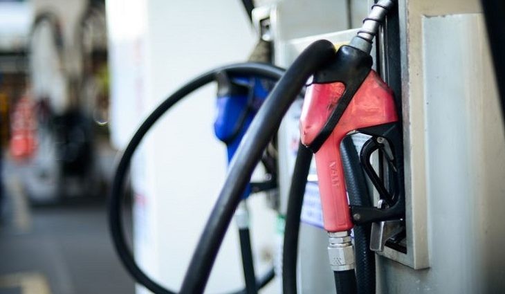 Além do diesel, Governo baixa pauta da gasolina e mantém a do gás de cozinha congelada