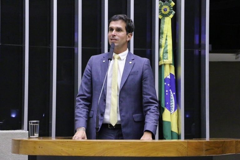 Comissão aprova projeto que autoriza liberação de recursos para hospitais filantrópicos em ano eleitoral
