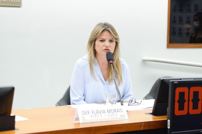Comissão aprova incentivo fiscal para quem patrocinar cirurgias no SUS