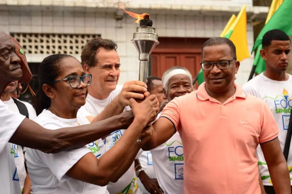 Cachoeira dá início às comemorações do 2 de Julho, na Bahia.