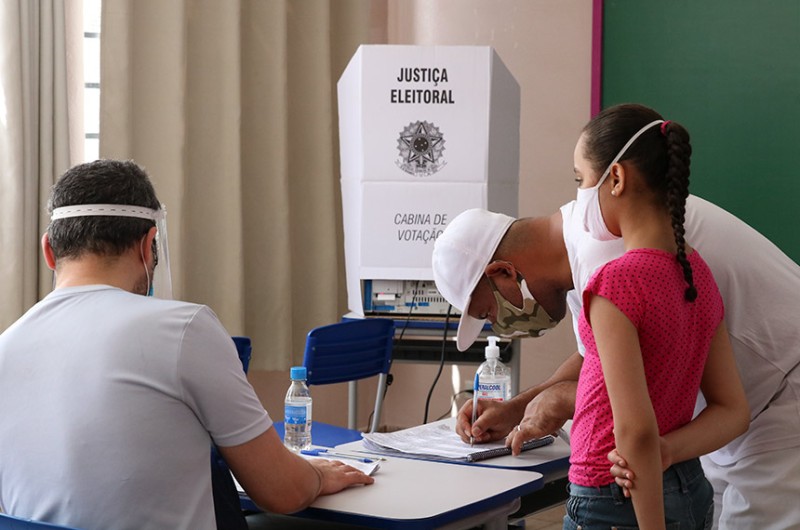Página do Senado ajuda eleitor a combater desinformação