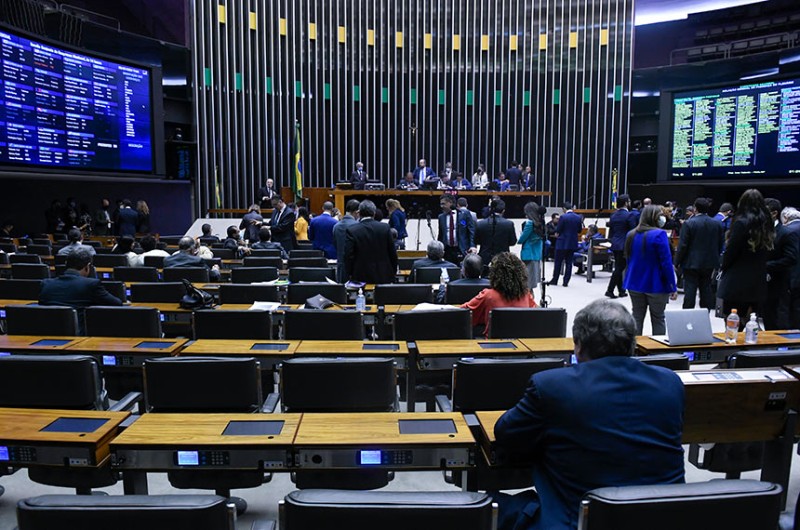 Retomada obrigatoriedade de dispositivos de segurança em piscinas