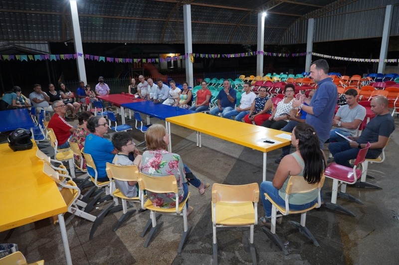 Gestão Miguel Vaz apresenta proposta de construção de calçadas no Jardim das Palmeiras