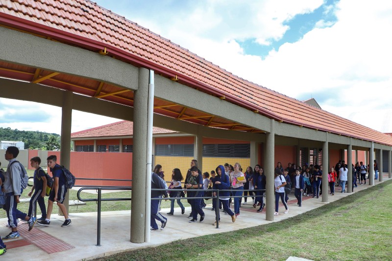 Recesso escolar na rede estadual começa nesta segunda-feira
