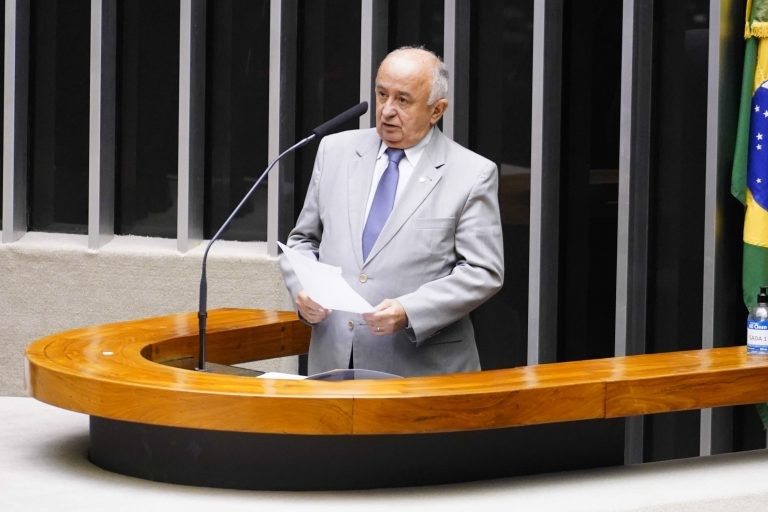 Comissão de Finanças aprova projeto que institui o marco regulatório das cidades inteligentes