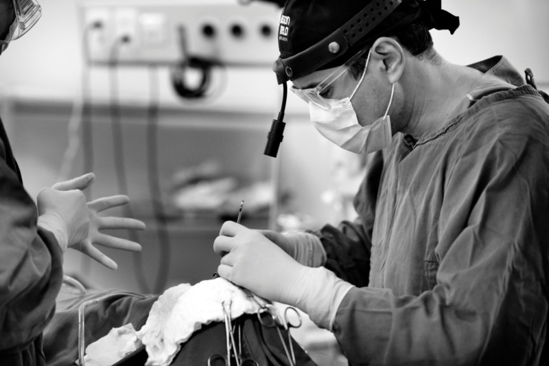 Rinoplastia vs rinomodelação??: o que esperar de cada procedimento?