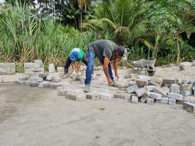 Ruas de Barra do Triunfo recebem pavimentação