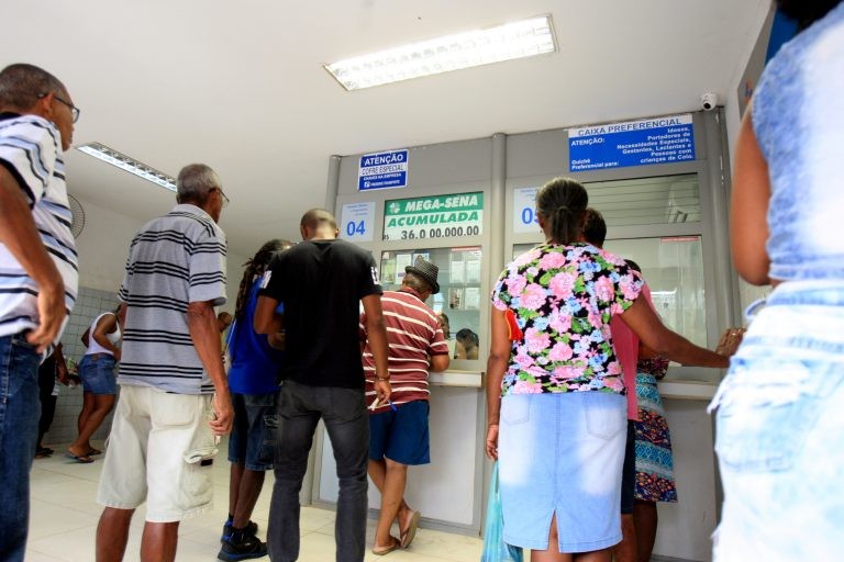 Câmara cria comissão especial para analisar PEC dos Lotéricos