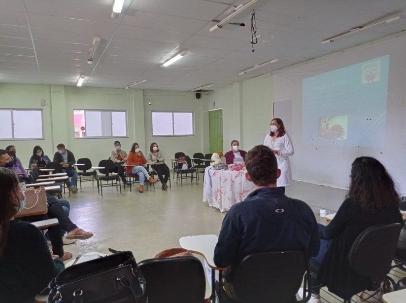 Curso “Vem Neném” esclarece dúvidas de pais e mães de primeira viagem sobre o pós-parto