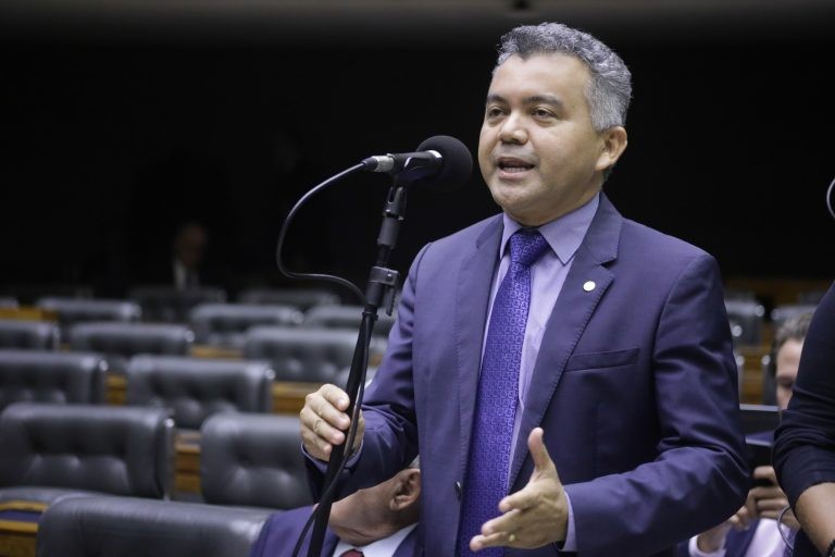 Projeto prevê política de prevenção de assédio às advogadas