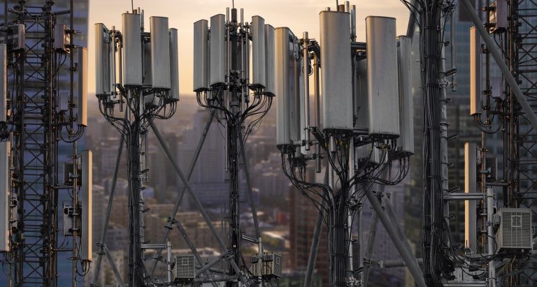 Lei prevê licenciamento temporário de infraestrutura de telecomunicações