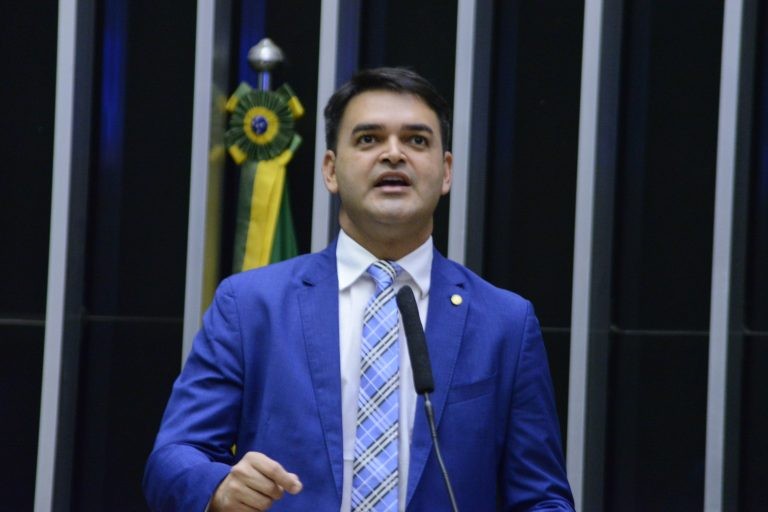 Projeto cria condições para exclusão de condômino com mau comportamento