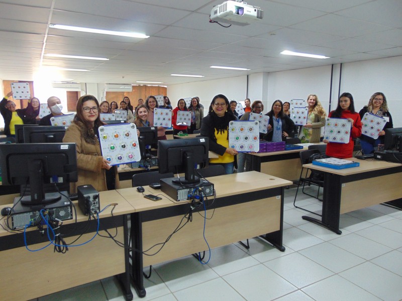 Professores municipais recebem formação para utilização da tecnologia pedagógica voltada à educação especial