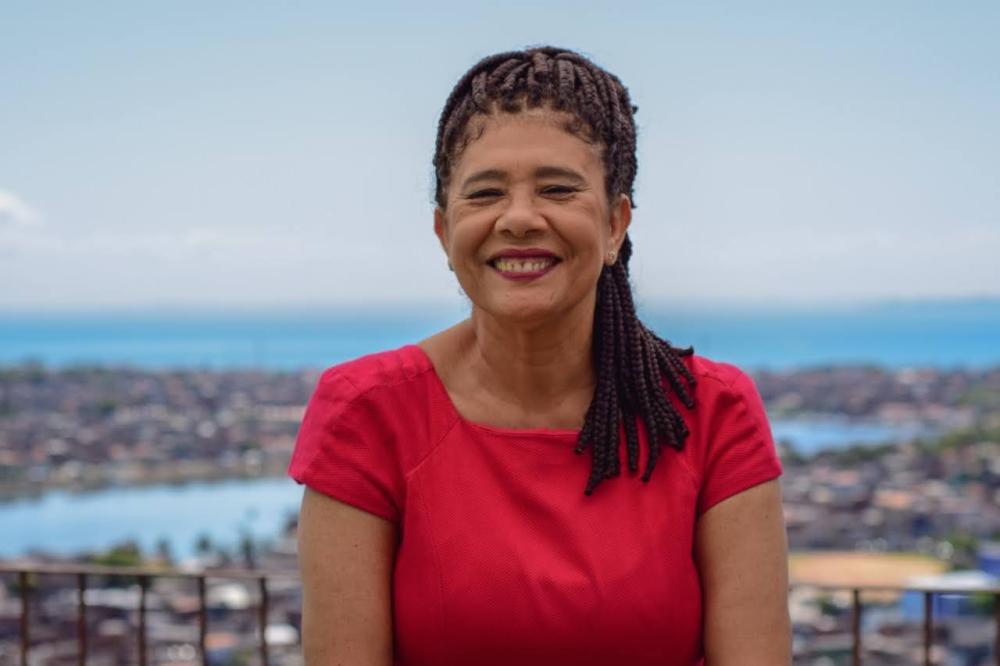 Marta denuncia indústria de multas e IPTU abusivo em Salvador: “prefeitura montou fábrica de arrecadar dinheiro”.