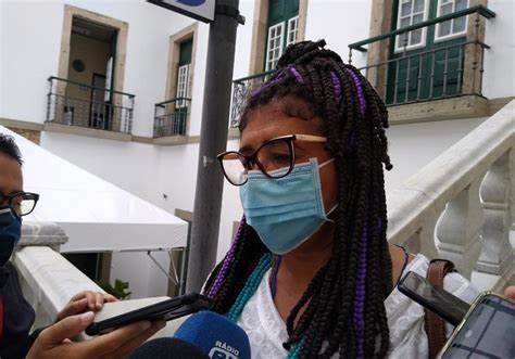 ”Desrespeito à Casa e à classe trabalhadora”, diz Marta após bancada do governo não dar quórum em sessão voltada para agentes de saúde.