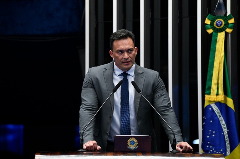 Styvenson destaca projeto que amplia prazo para denúncia por violência doméstica