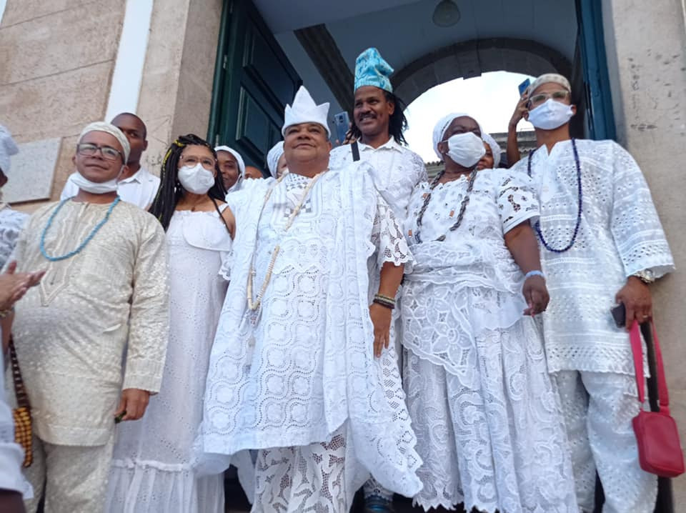 Babá Pecê, da Casa de Oxumarê, recebe Medalha Zumbi dos Palmares da Câmara de Salvador.