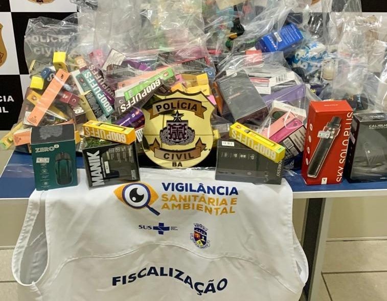Vigilância Sanitária e Polícia Civil apreendem 260 cigarros eletrônicos após denúncias anônimas da população