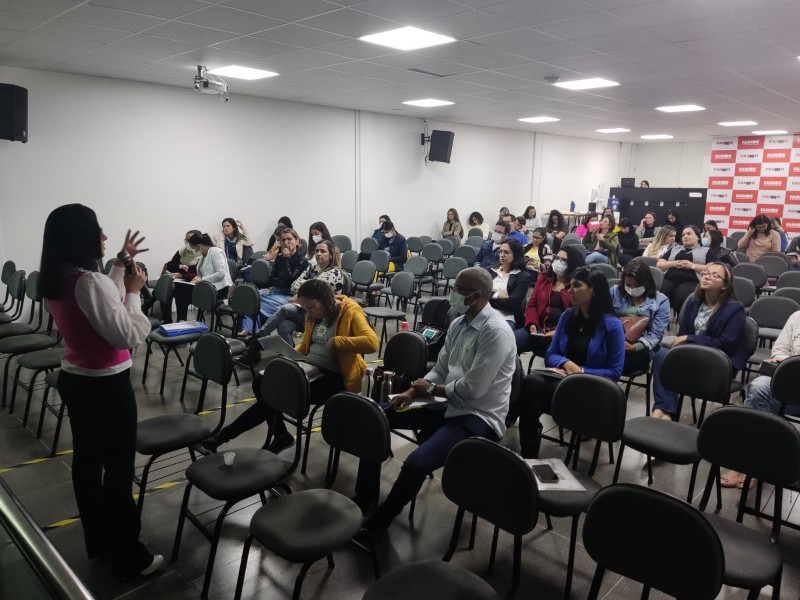 SMS capacita profissionais da Atenção Básica para implantação do pré-natal do parceiro nas unidades de saúde