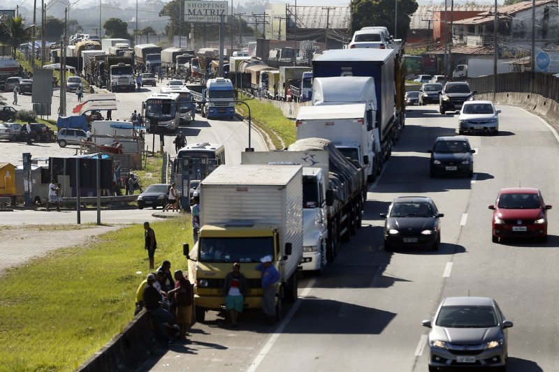 Repescagem do Auxílio Caminhoneiro será paga hoje