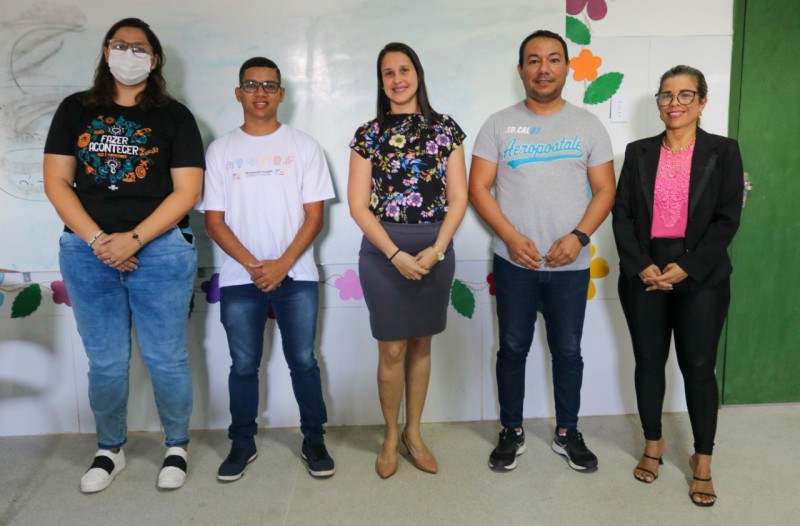 SEBRAE promove palestra sobre formalização e qualidade de serviços/produtos nos quiosques das praças e orla de Piaçabuçu