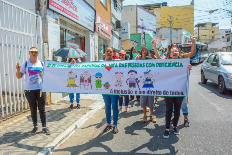 Caminhada marca mobilização pelo Dia Nacional de Luta da Pessoa com Deficiência em Vitória da Conquista