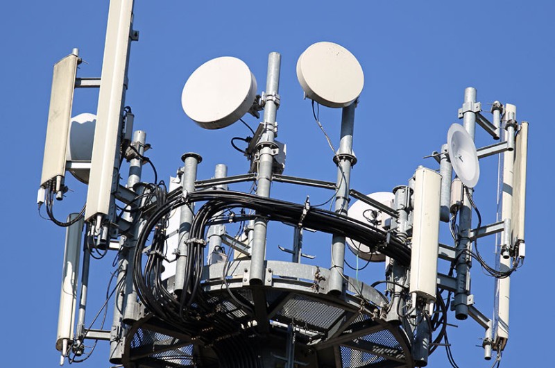 Lei autoriza prorrogação de antigas outorgas de TV por assinatura