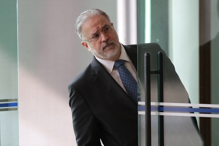 Entidades acionam STF para investigar Aras e sua vice-PGR.