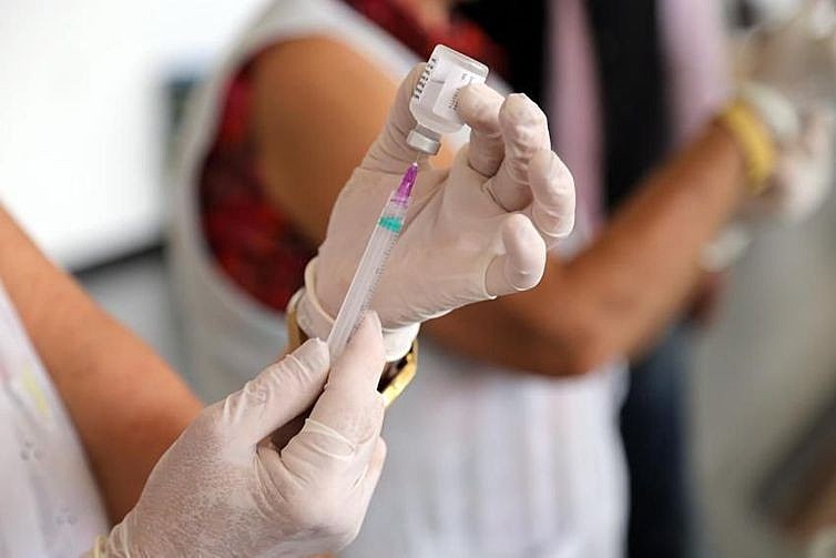 Saúde realiza campanha de vacinação contra Covid-19 no sábado atendendo crianças a partir de 3 anos