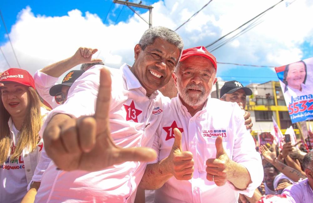 Lula na Bahia: Presidente recarrega bateria com energia do povo baiano e recebe bênçãos do Senhor do Bonfim.