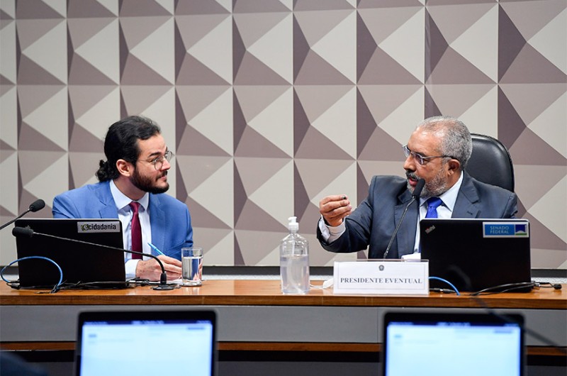 Comissão mista de migrações avalia plano de trabalho nesta quinta