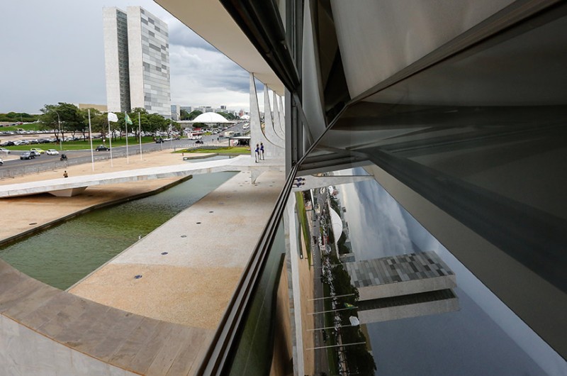 MP que suspendia créditos tributários sobre combustível perde validade