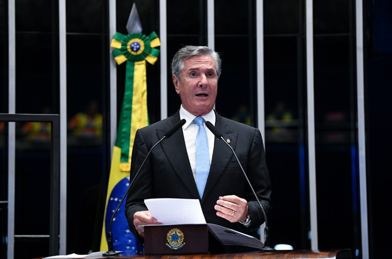 Proposta inclui taxistas entre beneficiários do Pronampe