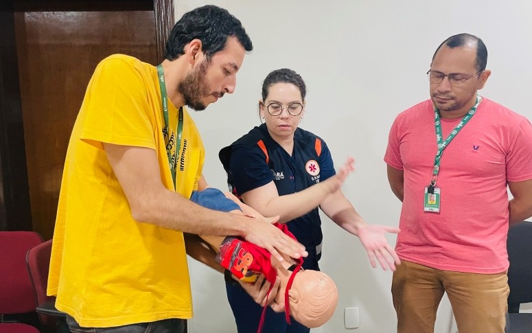 Samu Ceará realiza treinamento para salvar pessoa engasgada 10 DE OUTUBRO DE 2022 – 16:38 #Ceará #Engasgo #Manobra De Heimlich