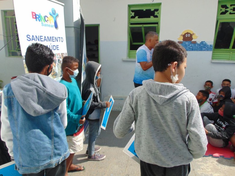 Instituto Trata Brasil apresenta projeto em escolas municipais sobre saneamento básico e uso racional da água 