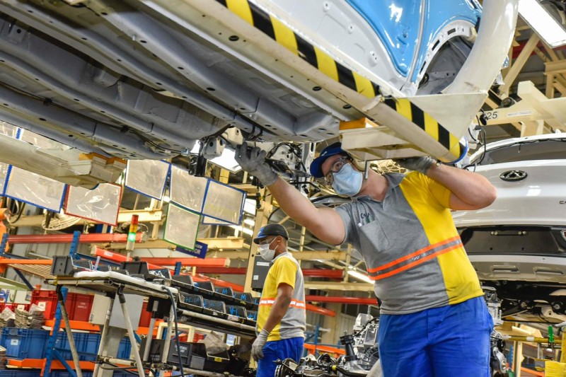 Indústria goiana cresce em agosto e fica em 5º lugar no País